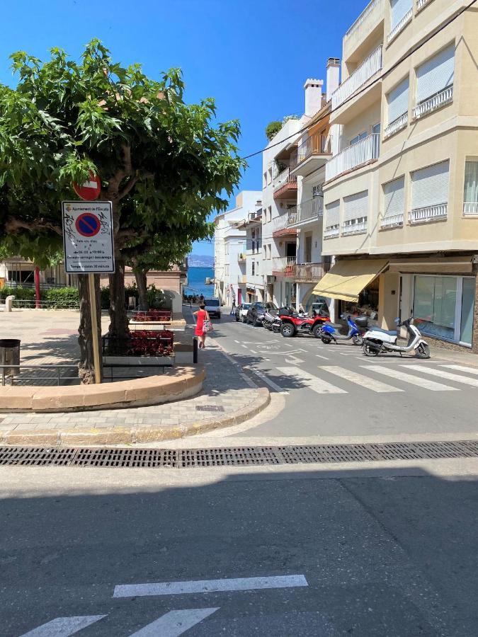 L' Escala Apartament Centre Platja מראה חיצוני תמונה